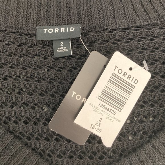 New Torrid Sweater Black Open Stitch Pointelle V Neck Crop Pullover Size 2 - Picture 5 of 7